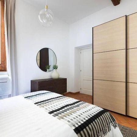 ローマCharming 1Br In Navona Squareアパートメント エクステリア 写真